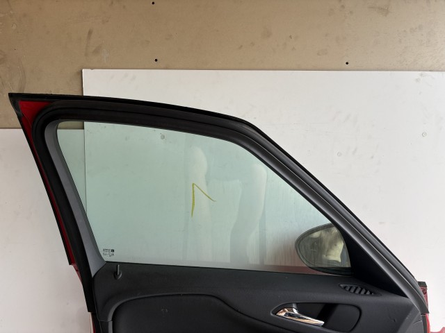 18479 Opel Zafira C 2011-2017 Bal első Ajtó Piros Z50B