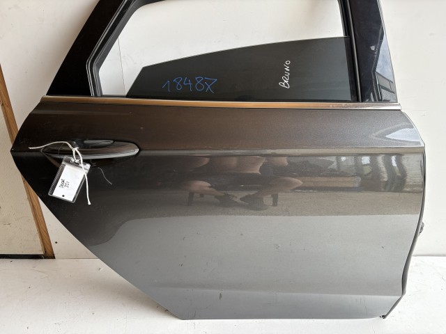 18487 Ford Mondeo Mk5  Jobb hátsó Ajtó 5 AJTÓS