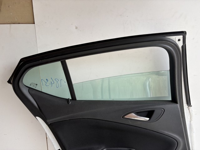 18491 Opel Astra K 2015-2021 Bal hátsó Ajtó Fehér 5 ajtós