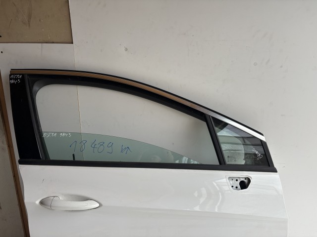 18489 Opel Astra K 2015-2021 Jobb első Ajtó Fehér