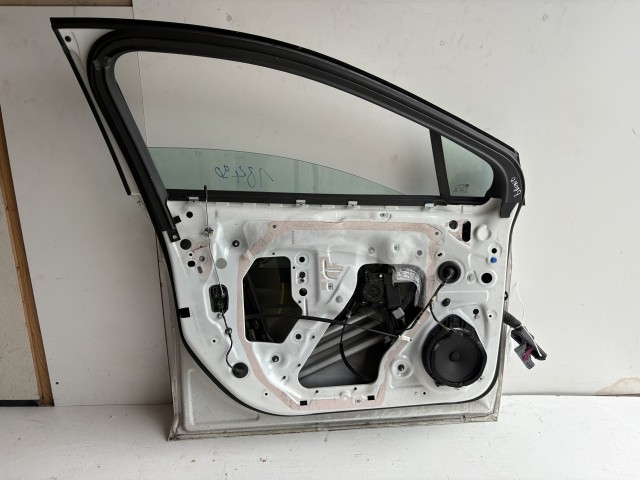 18490 Opel Astra K 2015-2021 Bal első Ajtó Fehér 