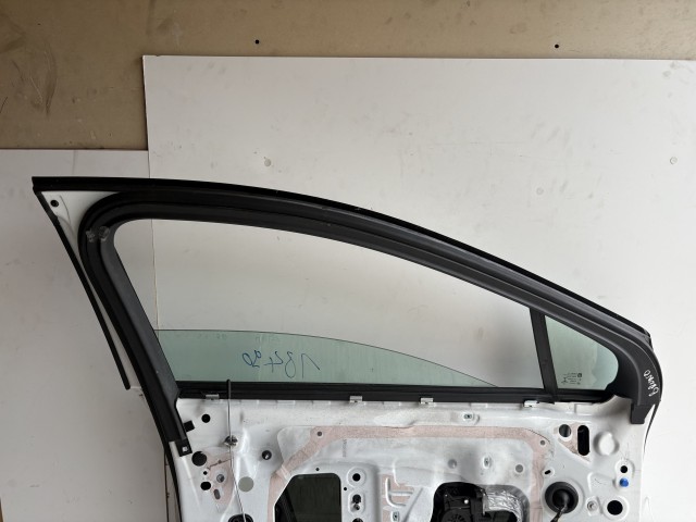 18490 Opel Astra K 2015-2021 Bal első Ajtó Fehér 