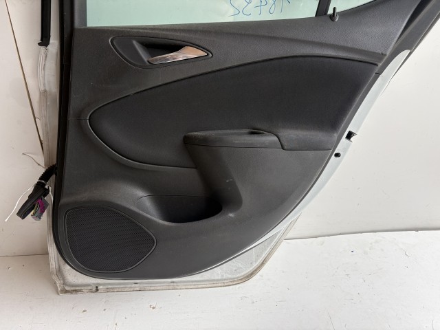 18492 Opel Astra K 2015-2021 Jobb hátsó Ajtó Fehér 5 ajtós