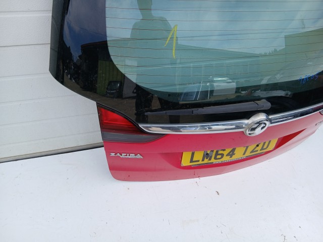 18505 Opel Zafira C 2011-2017 Csomagtérajtó Használt Z50b Pitos