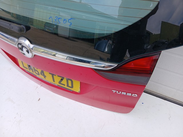 18505 Opel Zafira C 2011-2017 Csomagtérajtó Használt Z50b Pitos