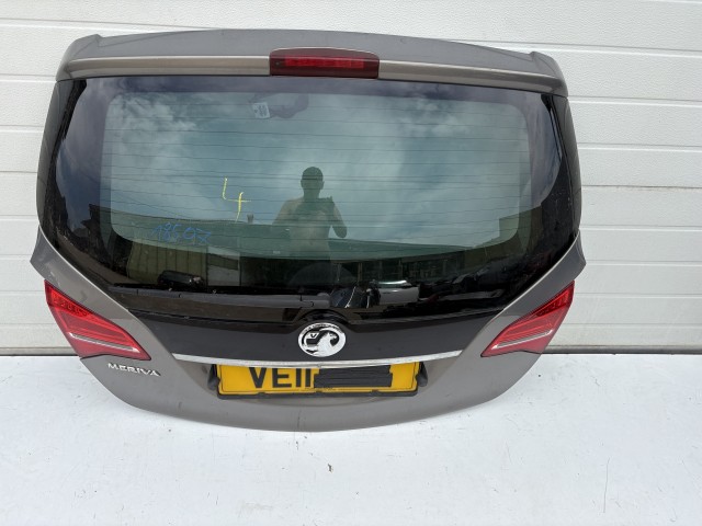 18507 Opel Meriva B 2010-2017 Csomagtérajtó Használt Z40W Barna 
