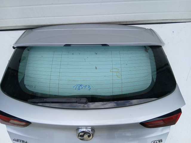 18513 Opel Astra K 2015-2021 Csomagtérajtó Z176 Ezüst 5 ajtós