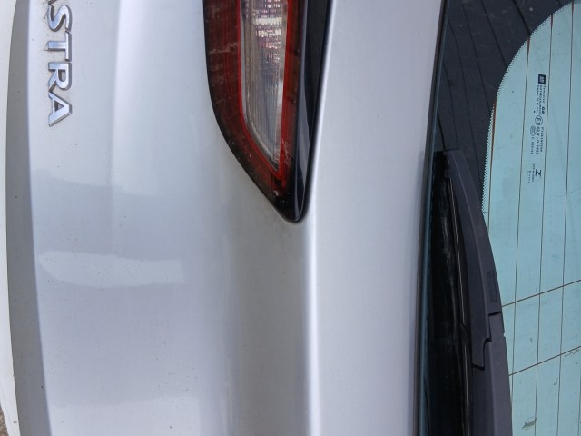 18513 Opel Astra K 2015-2021 Csomagtérajtó Z176 Ezüst 5 ajtós