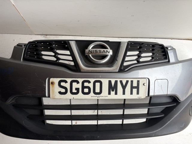 18482 Nissan QASHQAI (J10) 2007-2013 első Lökhárító Ezüst