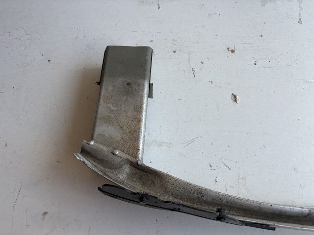 Opel Astra J 2009-2015 első Lökhárító merevítő