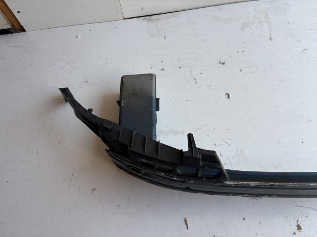 Opel Astra J 2009-2015 első Lökhárító merevítő