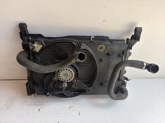 Opel Corsa E 2014- 2014-2019 hűtősor Használt