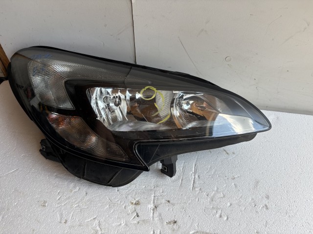 18591 Opel Corsa E 2014-2019 Jobb első Lámpa Fényszóró  Angol