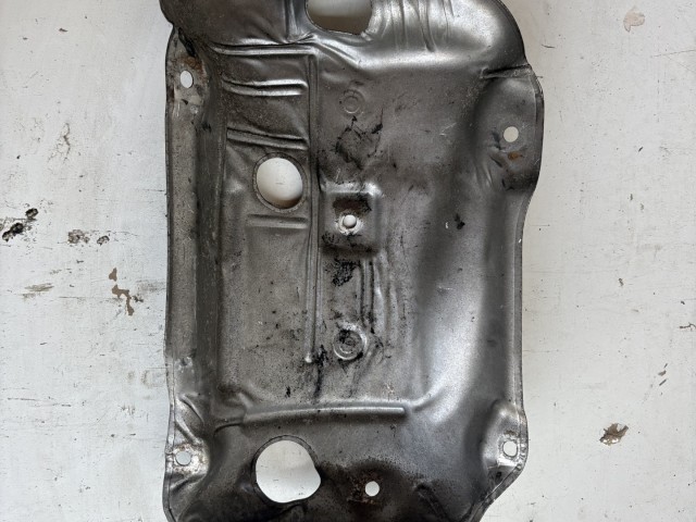 Opel Insignia 2008-2016 2.0 Cdti Katalizátor hővédő lemez Használt