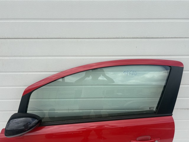 18680 Opel Corsa D 2006-2014 Bal első Ajtó Piros 3 ajtós sérült
