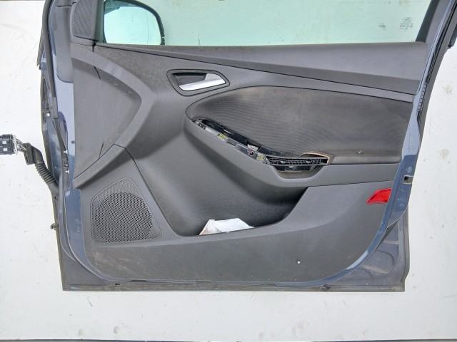 18706 Ford Focus Mk3 2011-2018 Jobb első Ajtó Grafit