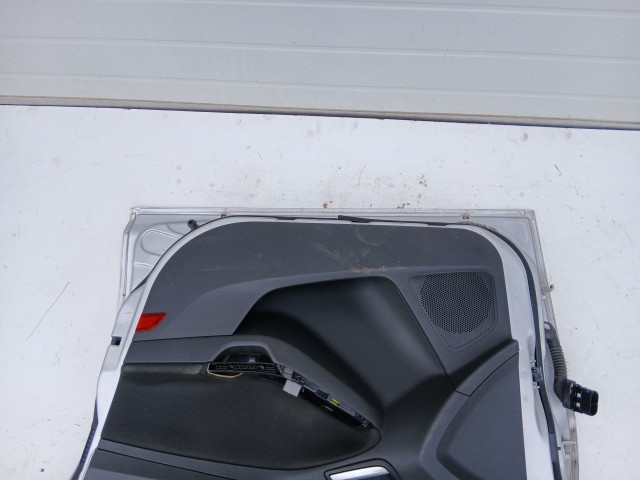 18703 Ford Focus Mk3 2011-2018 Jobb első Ajtó Ezüst