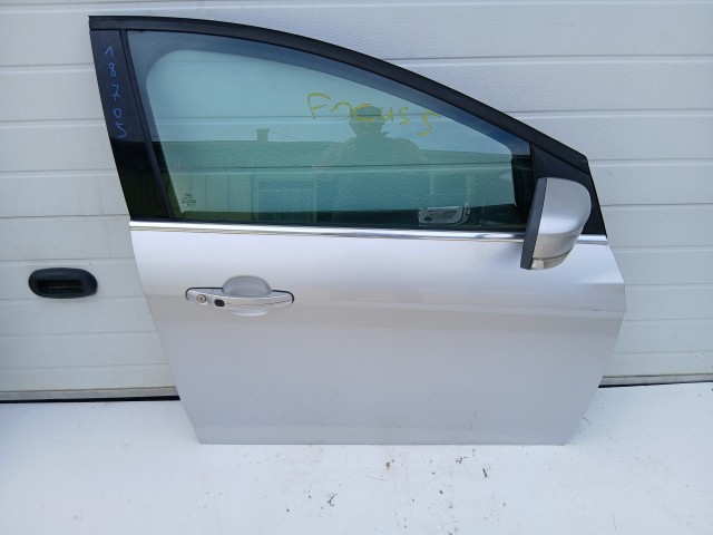 18705 Ford Focus Mk3 2011-2018 Jobb első Ajtó Ezüst