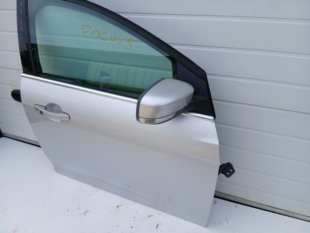 18705 Ford Focus Mk3 2011-2018 Jobb első Ajtó Ezüst