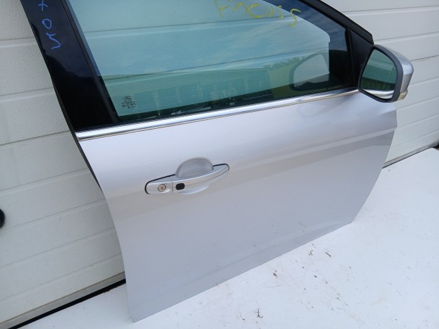 18705 Ford Focus Mk3 2011-2018 Jobb első Ajtó Ezüst