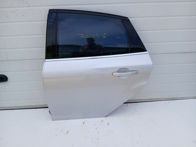 18708 Ford Focus Mk3 2011-2018 Bal hátsó Ajtó Ezüst 5 ajtós