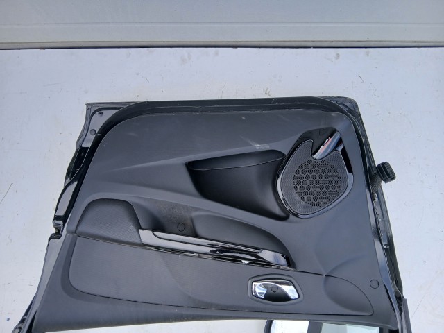 18700 Renault CLIO IV 2013-2019 Jobb első Ajtó  Fekete
