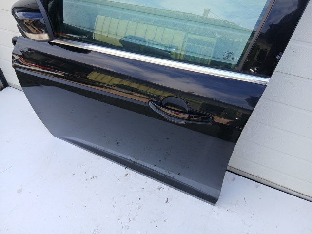 18721 Ford Focus Mk3 2011-2018 Bal első Ajtó Fekete