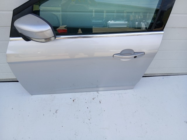 18724 Ford Focus Mk3 2011-2018 Bal első Ajtó Ezüst