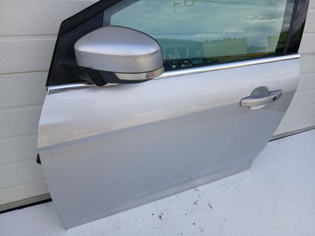 18724 Ford Focus Mk3 2011-2018 Bal első Ajtó Ezüst