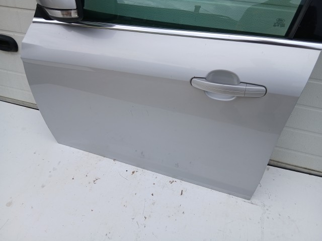 18713 Ford Focus Mk3 2011-2018 Ajtó Használt Bal első Ezüst