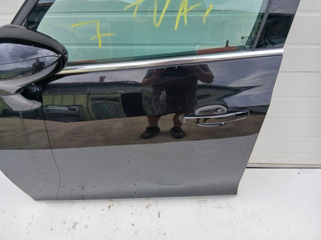 18717 Opel Zafira C 2011-2017 Bal első Ajtó Fekete Z22c