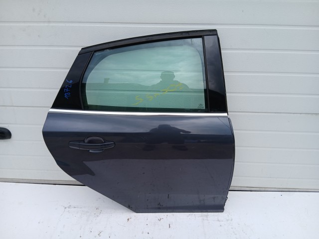 18726 Ford Focus Mk3 2011-2018 Jobb hátsó Ajtó Grafit 5 ajtós