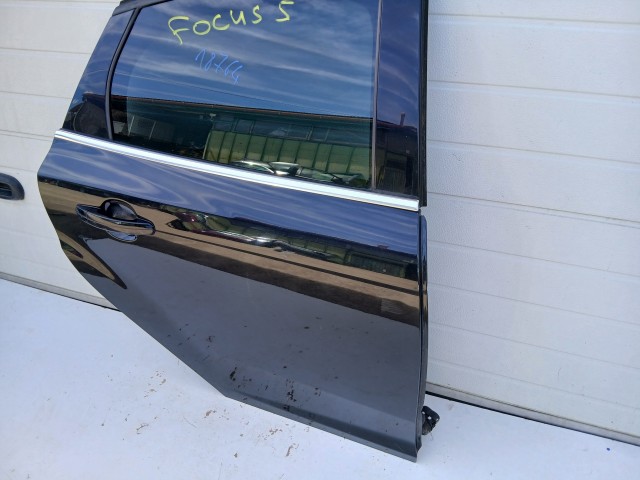 18764 Ford Focus Mk3 2011-2018 Jobb hátsó Ajtó Fekete 5 ajtós