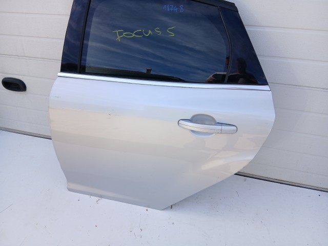 18748 Ford Focus Mk3 2011-2018 Bal hátsó Ajtó Ezüst 5 ajtós