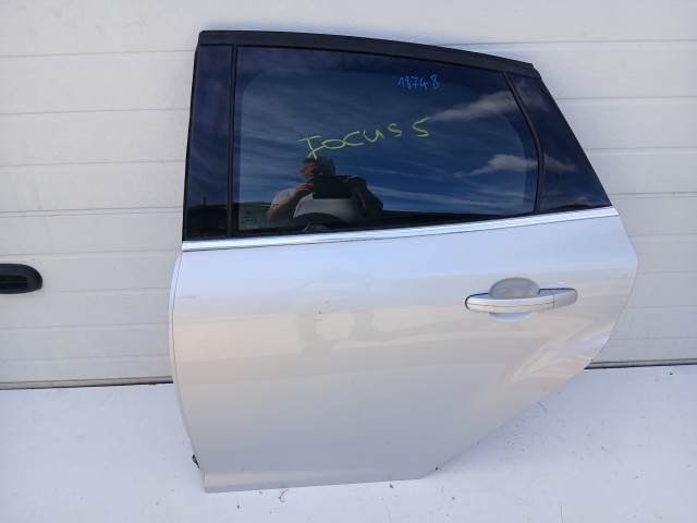 18748 Ford Focus Mk3 2011-2018 Bal hátsó Ajtó Ezüst 5 ajtós