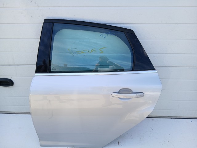 18760 Ford Focus Mk3 2011-2018 Bal hátsó Ajtó Ezüst 5 ajtós