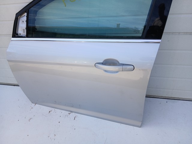 18775 Ford Focus Mk3 2011-2018 Bal első  Ajtó Ezüst