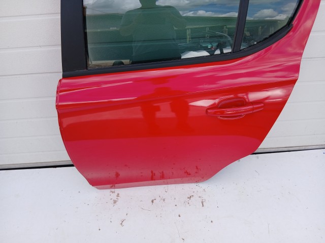 18769 Opel Corsa E 2014-2019 Bal hátsó Ajtó Piros Z50b