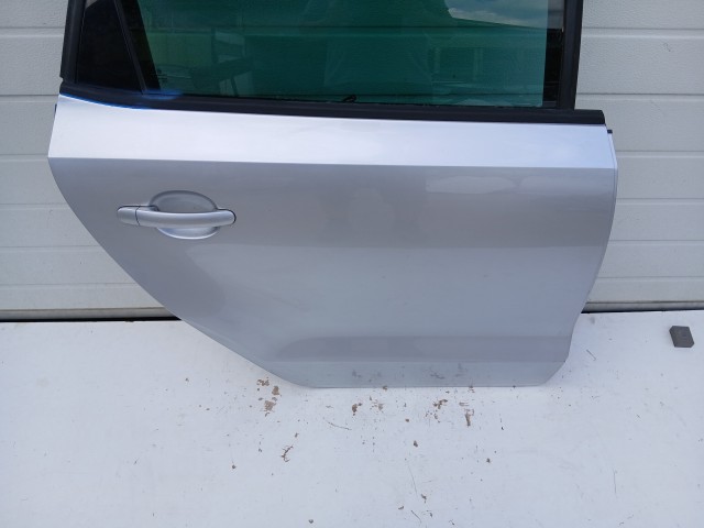 18752 Volkswagen Polo 6r 2009-2017 Jobb hátsó Ajtó  Ezüst La7w