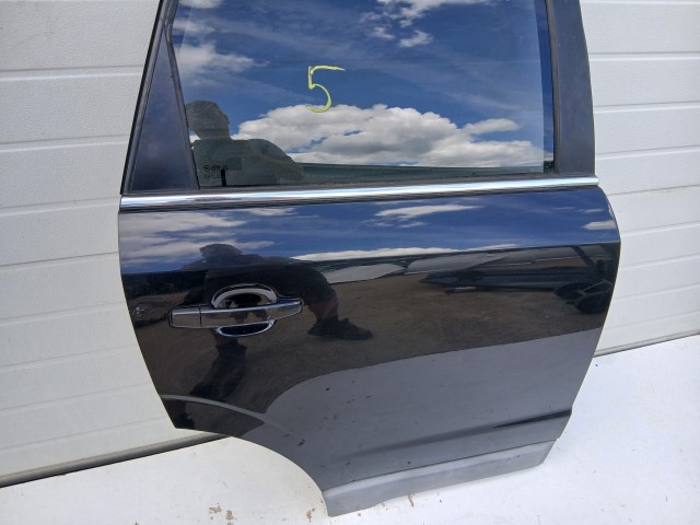 18762 Opel Antara 2006-2015 Jobb hátsó Ajtó  Fekete Z22c