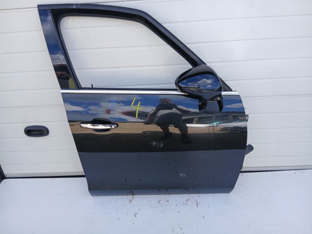 18780 Opel Zafira C 2011-2017 Jobb első Ajtó Fekete Z22c