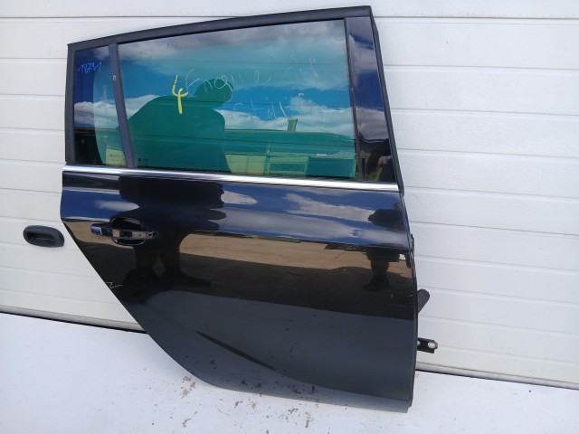 18791 Opel Zafira C 2011-2017 Jobb hátsó Ajtó Fekete Z22c