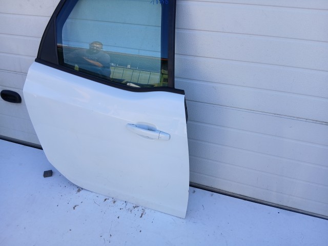 18758 Opel Meriva B 2010-2017 Jobb hátsó Ajtó Fehér Y40r