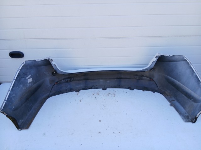 18820 Hyundai I40 2011-2019 Kombi hátsó Lökhárító Fehér