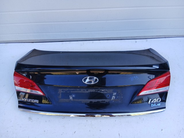 18799 Hyundai I40 2011-2019 Sedan Csomagtérajtó Használt Fekete