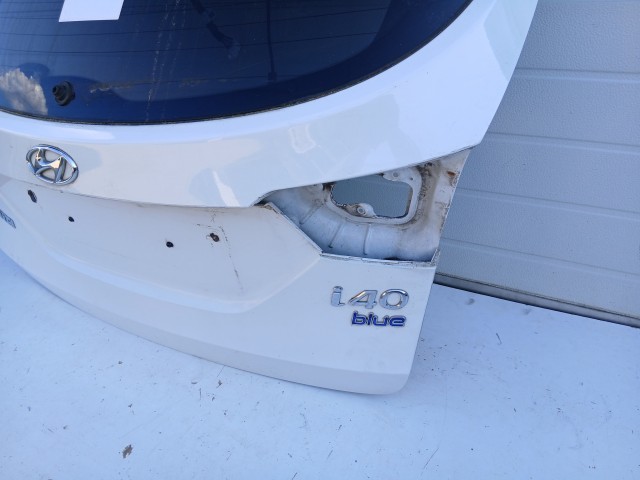 18840 Hyundai I40 2011-2019 Csomagtérajtó Használt  Fehér