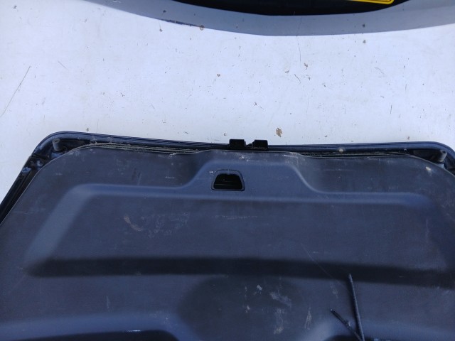 18842 Opel Antara 2006-2015 Csomagtérajtó Használt Z22C Fekete