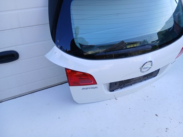 18834 Opel Astra J 2009-2015 Csomagtérajtó Használt  Fehér