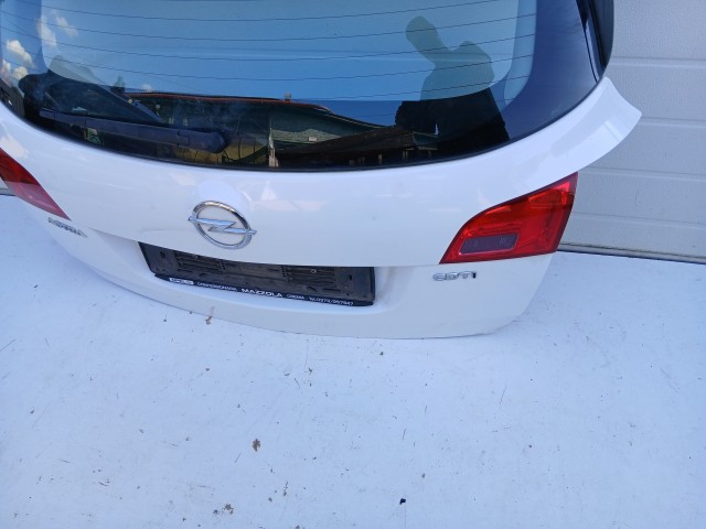 18834 Opel Astra J 2009-2015 Csomagtérajtó Használt  Fehér