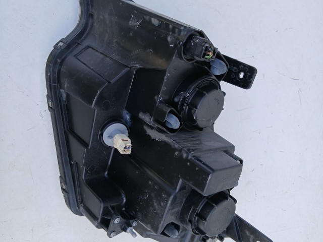 18928 Opel Antara 2006-2015 Jobb első Lámpa Fényszóró Angol